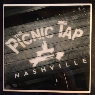 The Picnic Tap logo